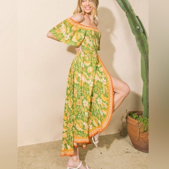 Off the Shoulder Tropical Print Floral Maxi Dress | Smocked Bodice Hi-Lo Hem - Picture 2 of 8